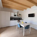 La Casa Nel *